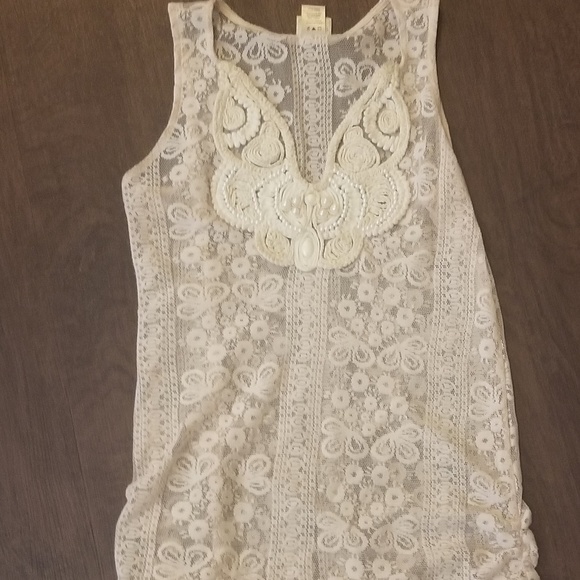 Summer time cream tank - Picture 1 of 3
